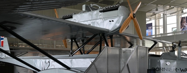 Nachbau des Dornier Wal im Museum: Ein Flugboot verbindet Luftfahrt und Schifffahrt